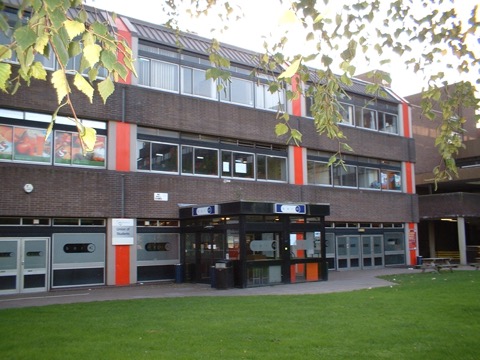 伯明翰城市大学