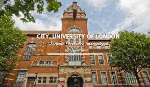 伦敦城市大学