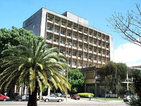 南里奥格兰德联邦大学