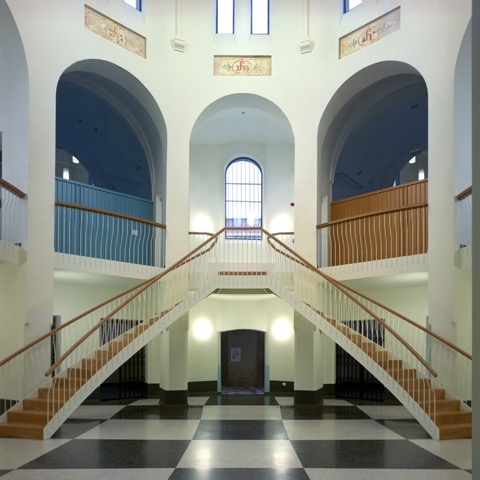 哈塞尔特大学