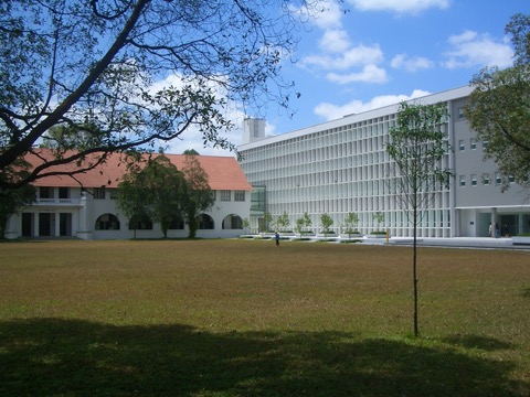 新加坡国立大学