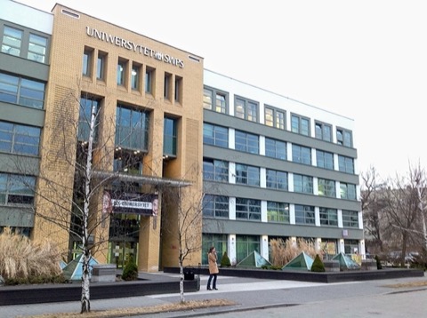 SWPS大学