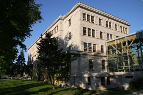 拉瓦尔大学