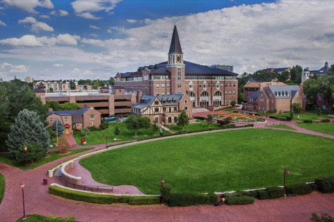 丹佛大学