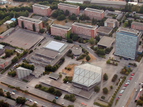 基爾大學