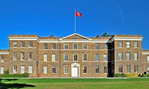 莱斯特大学