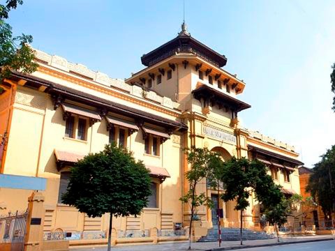 河内国家大学